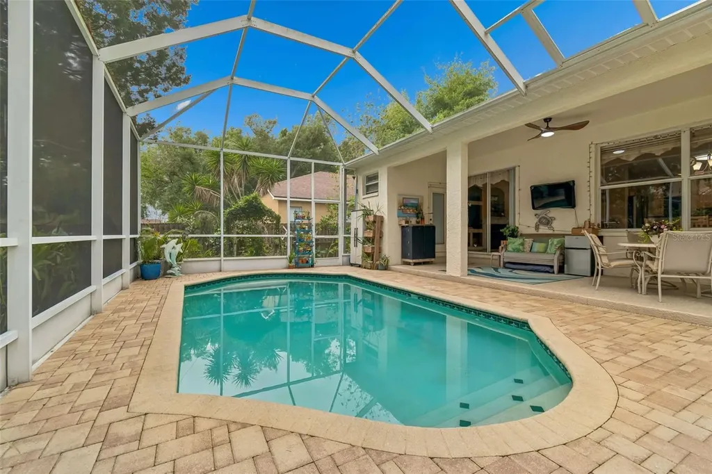 2901 Red Coat Circle Brandon FL 33511