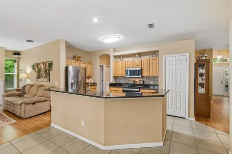 2901 Red Coat Circle Brandon FL 33511