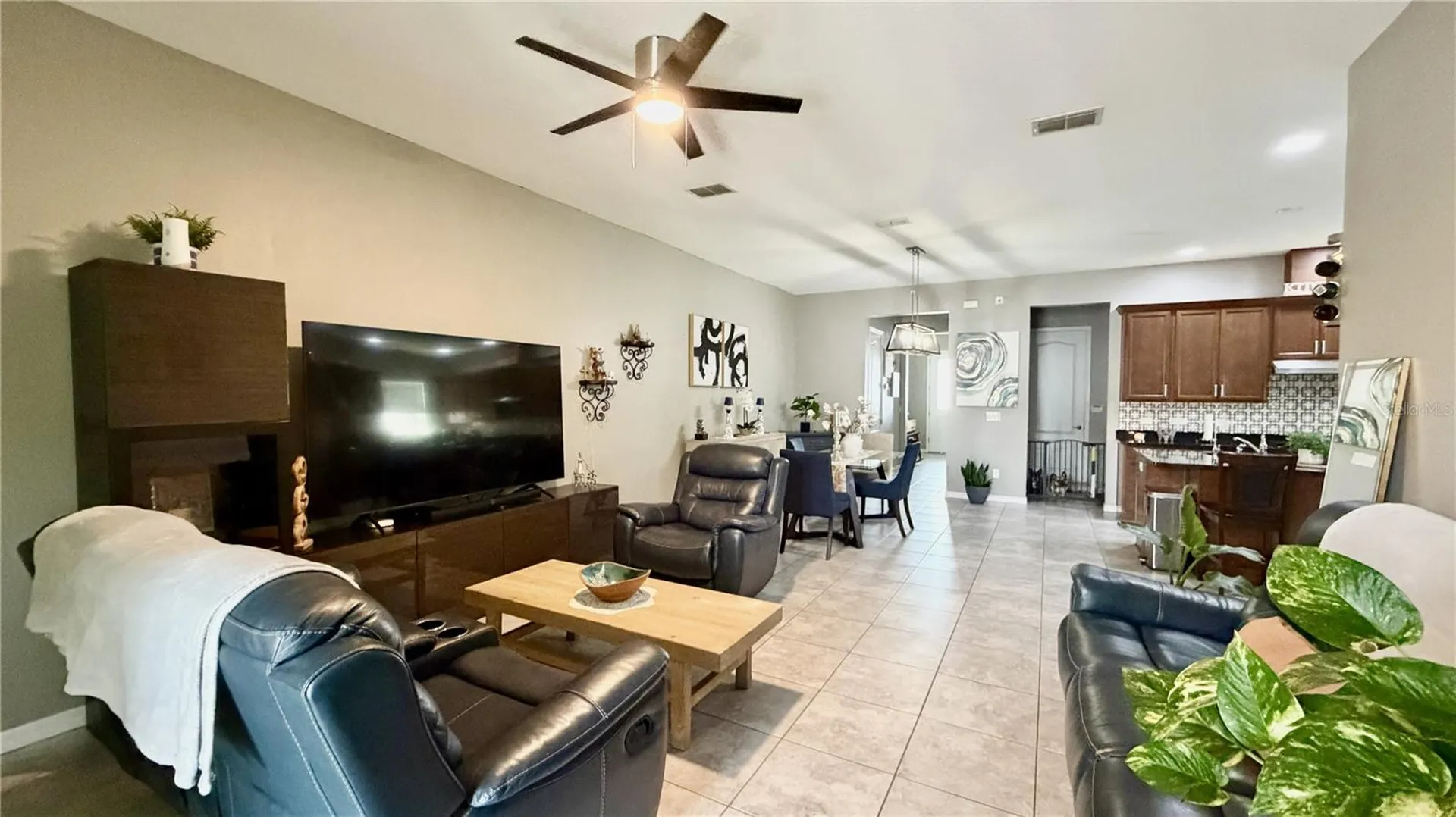 9160 Olmo Court Davenport FL 33897