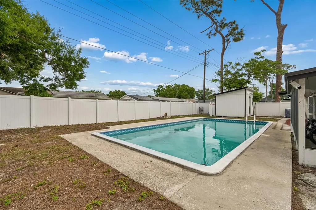 7705 Jackson Springs Road Tampa FL 33615