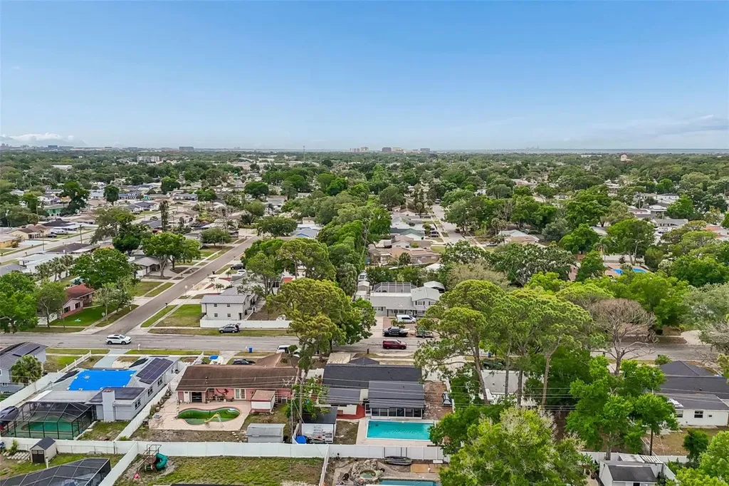 7705 Jackson Springs Road Tampa FL 33615