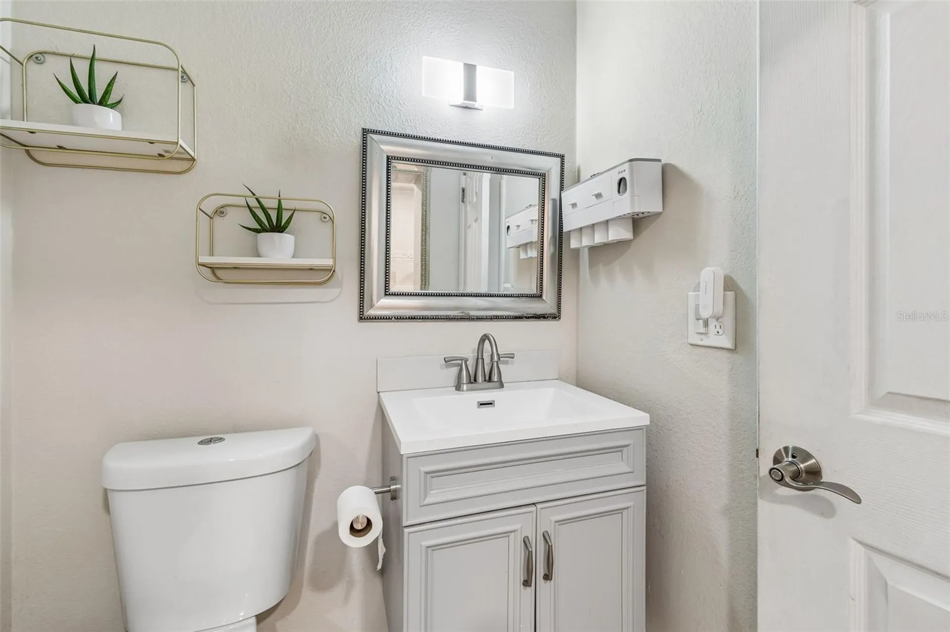 7705 Jackson Springs Road Tampa FL 33615