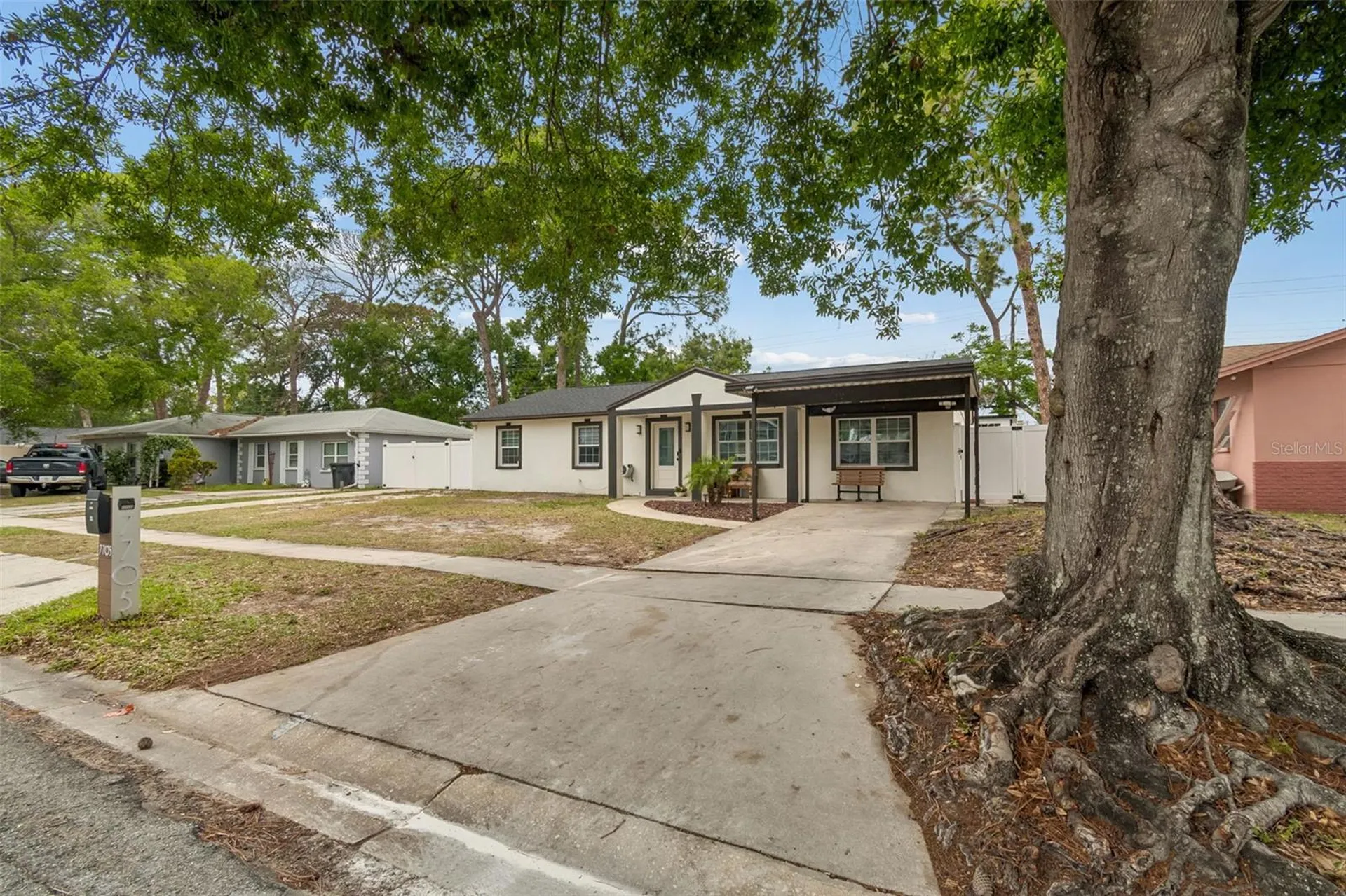 7705 Jackson Springs Road Tampa FL 33615