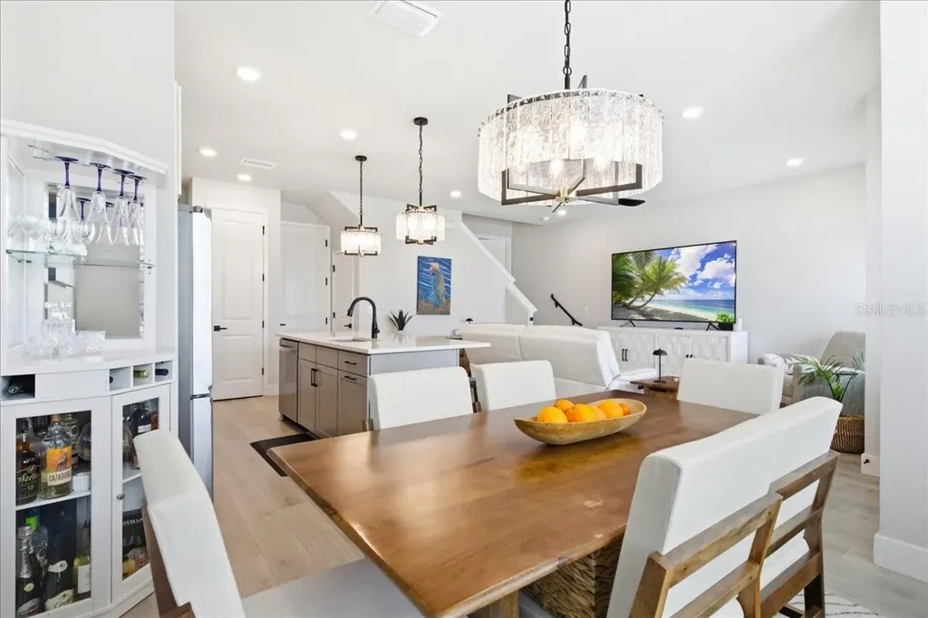 1615 Springwell Lane Sarasota FL 34240