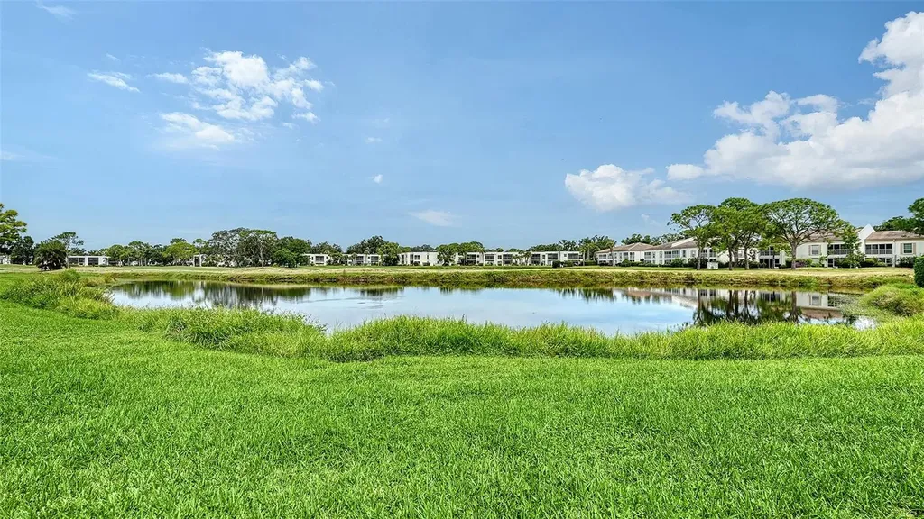 5207 Willow Links Sarasota FL 34235