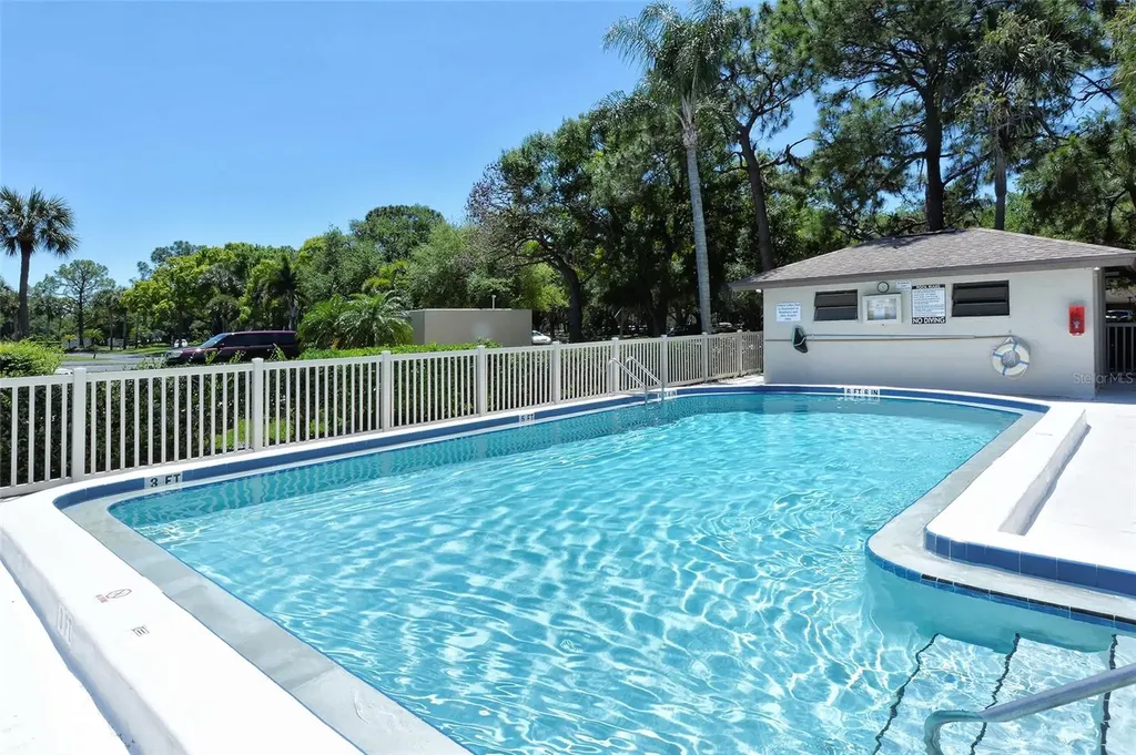 5207 Willow Links Sarasota FL 34235
