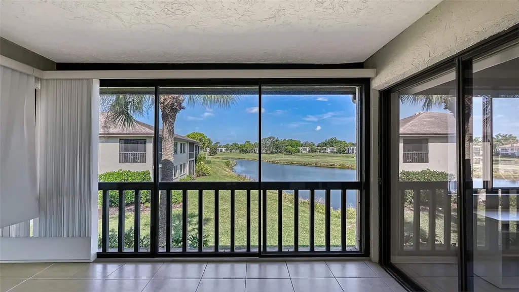 5207 Willow Links Sarasota FL 34235