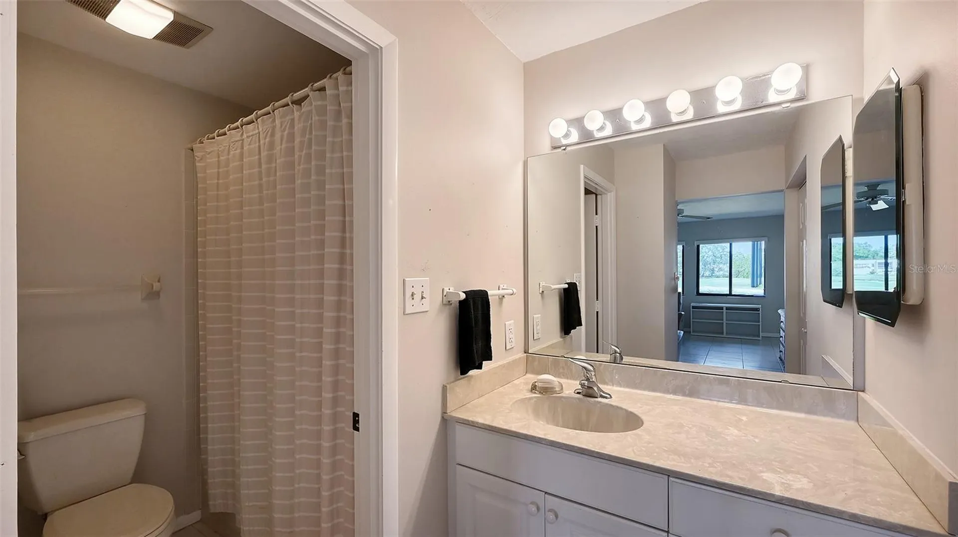 5207 Willow Links Sarasota FL 34235