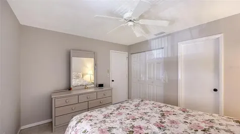 5207 Willow Links Sarasota FL 34235