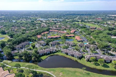 5207 Willow Links Sarasota FL 34235