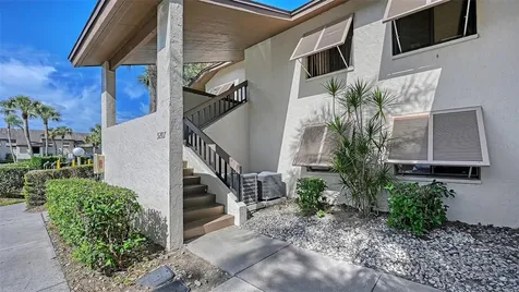 5207 Willow Links Sarasota FL 34235