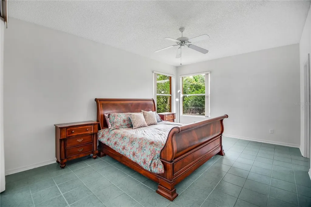 333 Ranchwood Drive Leesburg FL 34748