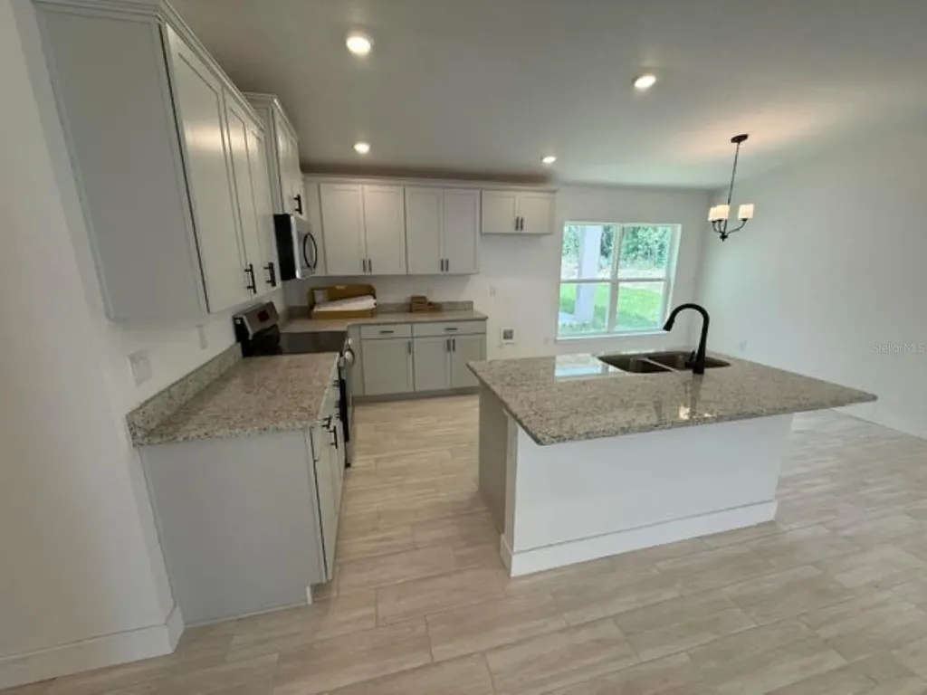2226 NW 23rd Loop Ocala FL 34475