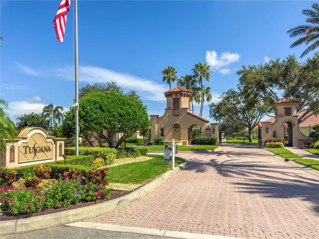 4588 Tuscana Drive Sarasota FL 34241