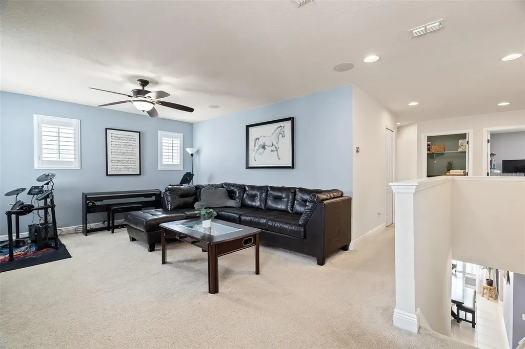 10870 Inside Loop Orlando FL 32825