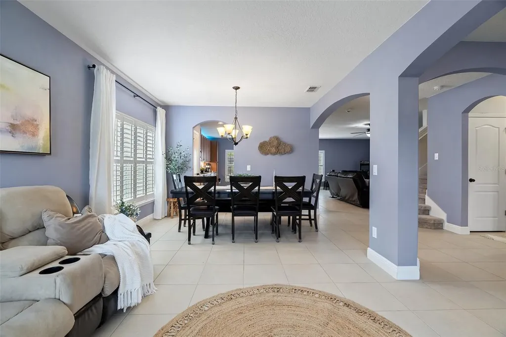 10870 Inside Loop Orlando FL 32825