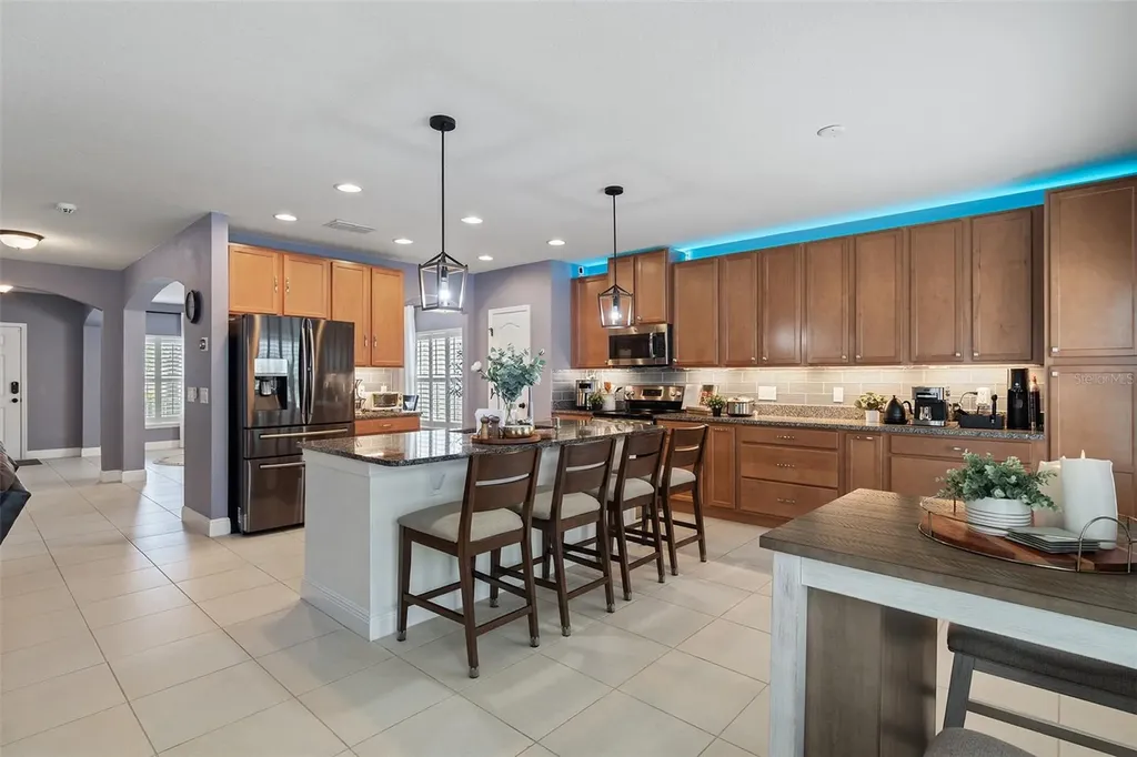 10870 Inside Loop Orlando FL 32825