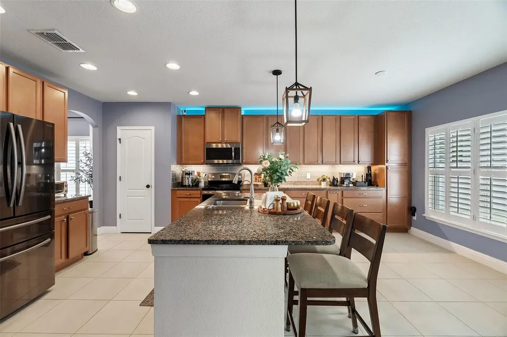 10870 Inside Loop Orlando FL 32825