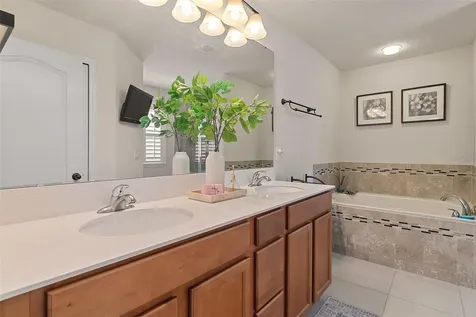 10870 Inside Loop Orlando FL 32825