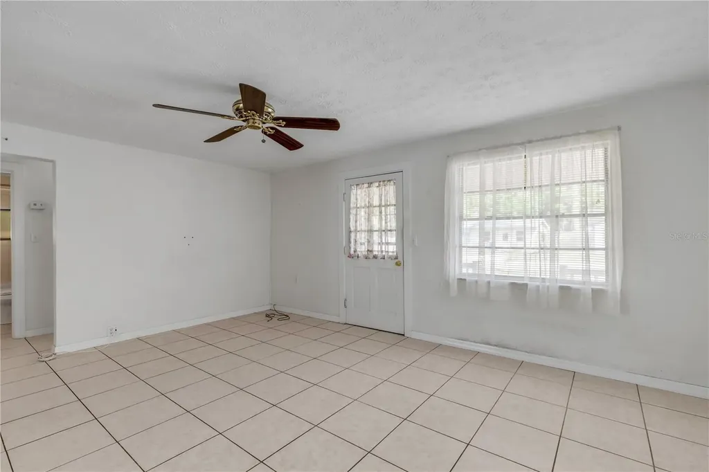 114 W Pine Bluff Street Edgewater FL 32132