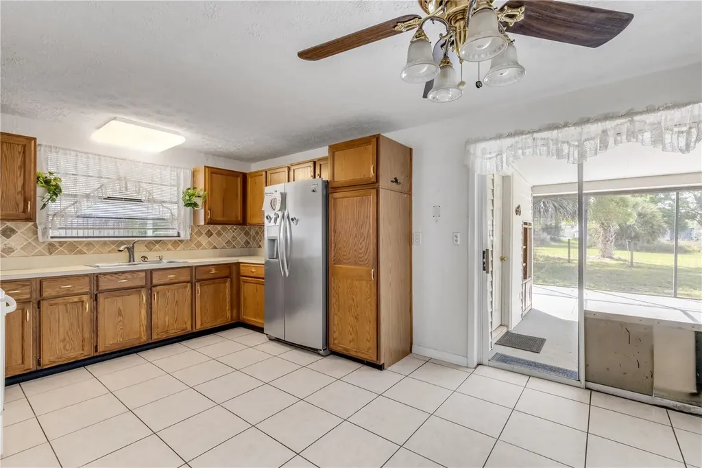 114 W Pine Bluff Street Edgewater FL 32132