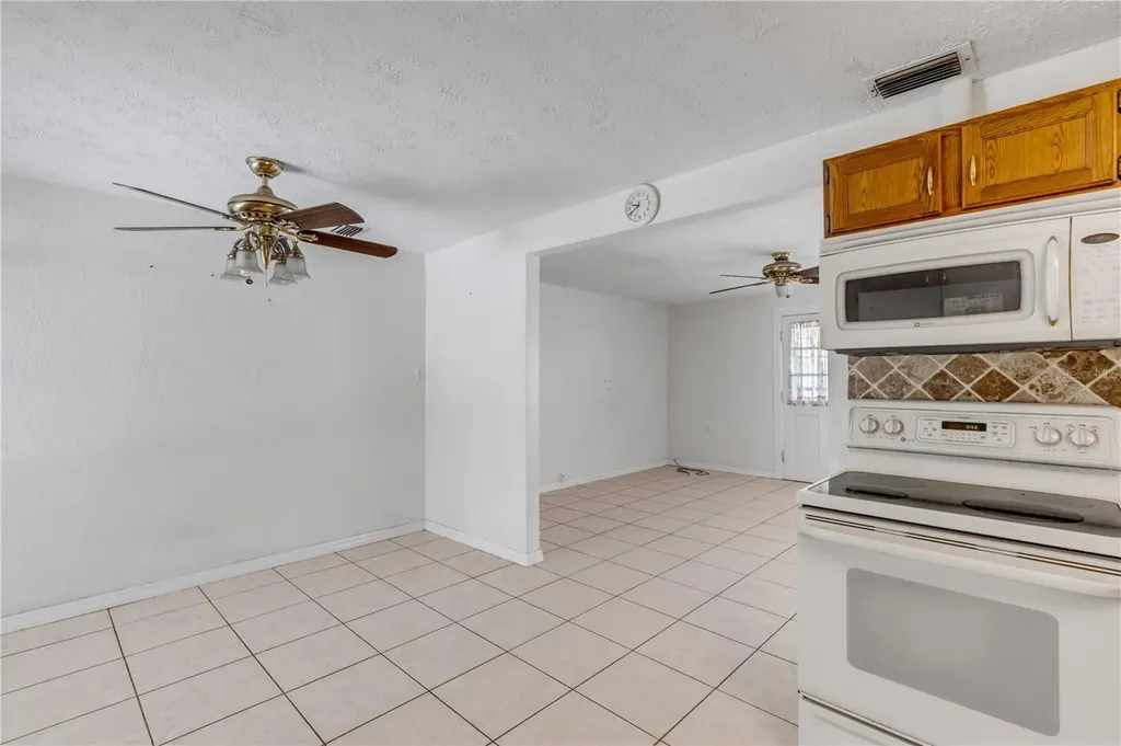 114 W Pine Bluff Street Edgewater FL 32132