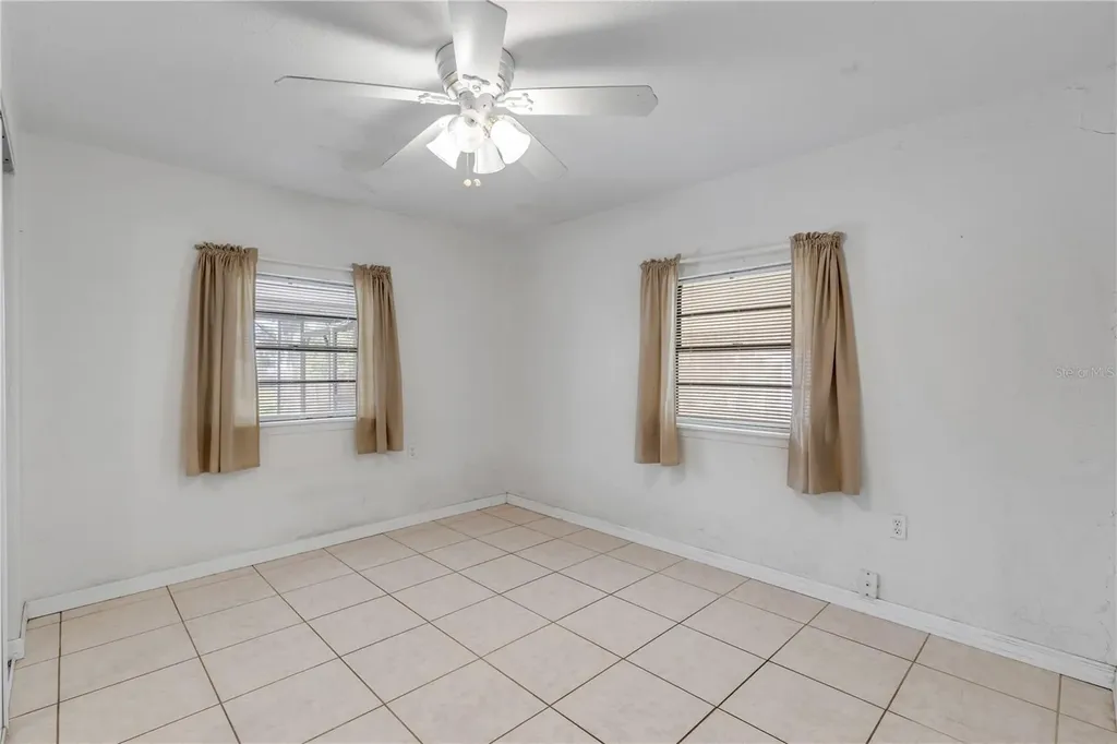 114 W Pine Bluff Street Edgewater FL 32132