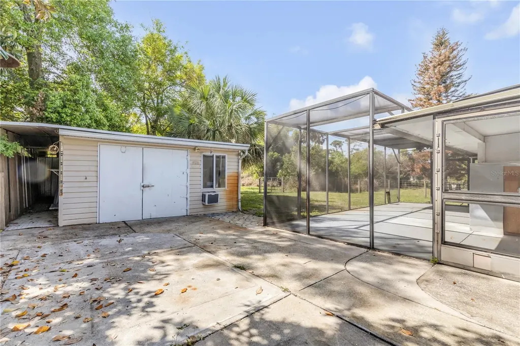 114 W Pine Bluff Street Edgewater FL 32132