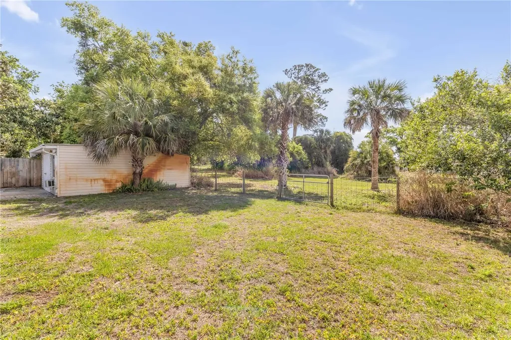 114 W Pine Bluff Street Edgewater FL 32132