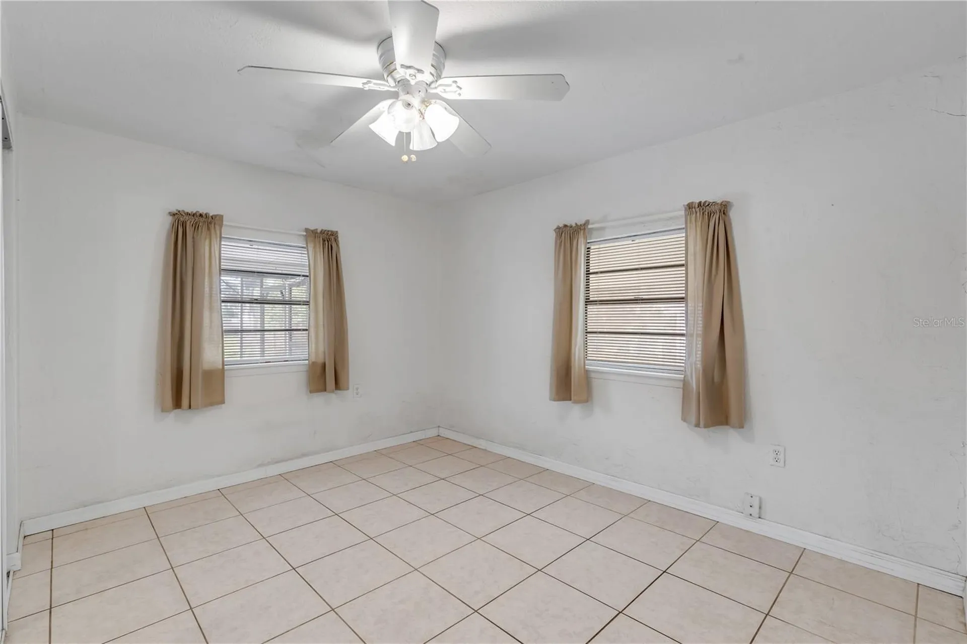 114 W Pine Bluff Street Edgewater FL 32132