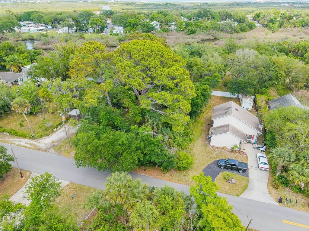 Brookline Avenue New Smyrna Beach FL 32168