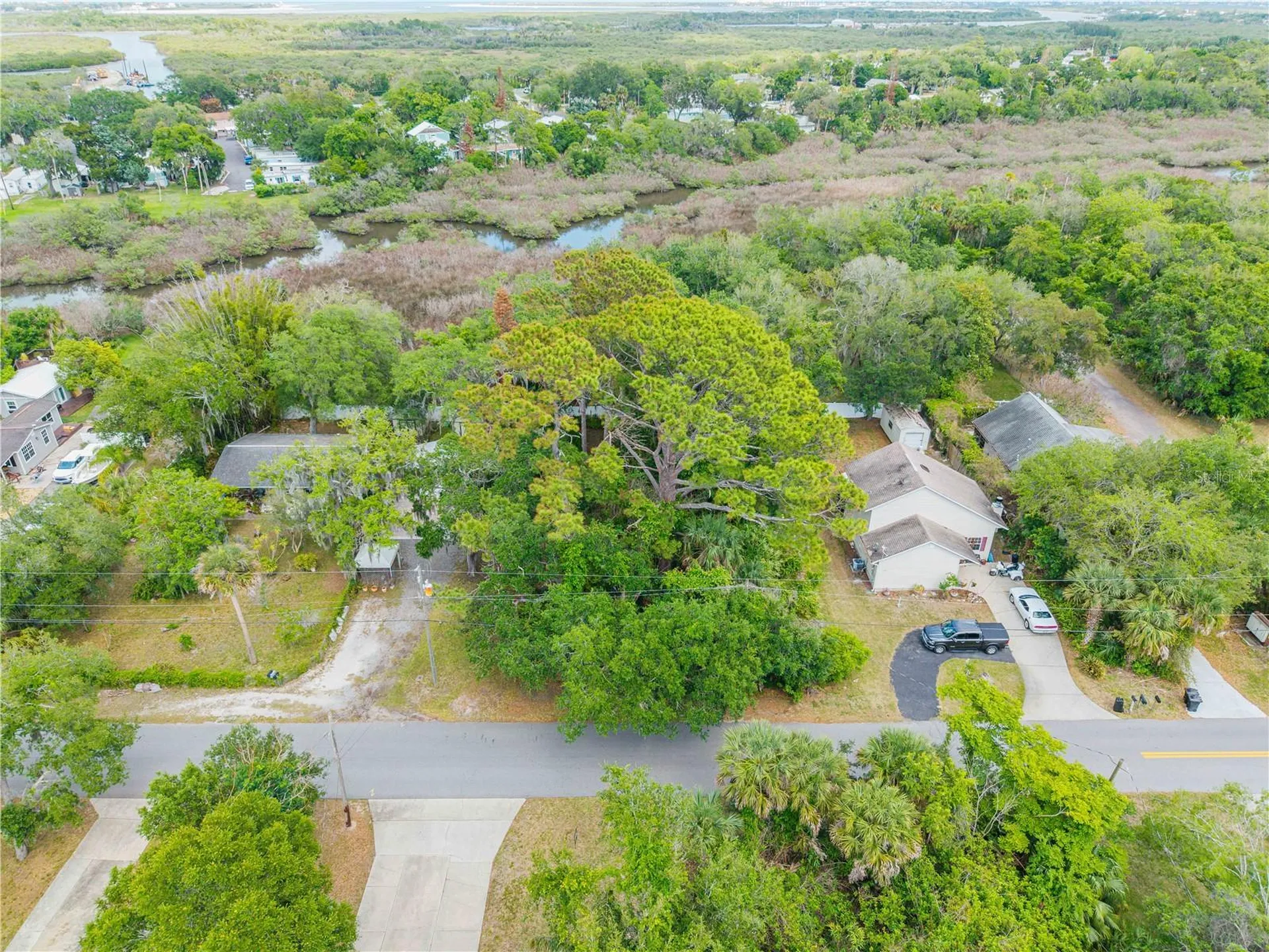 Brookline Avenue New Smyrna Beach FL 32168