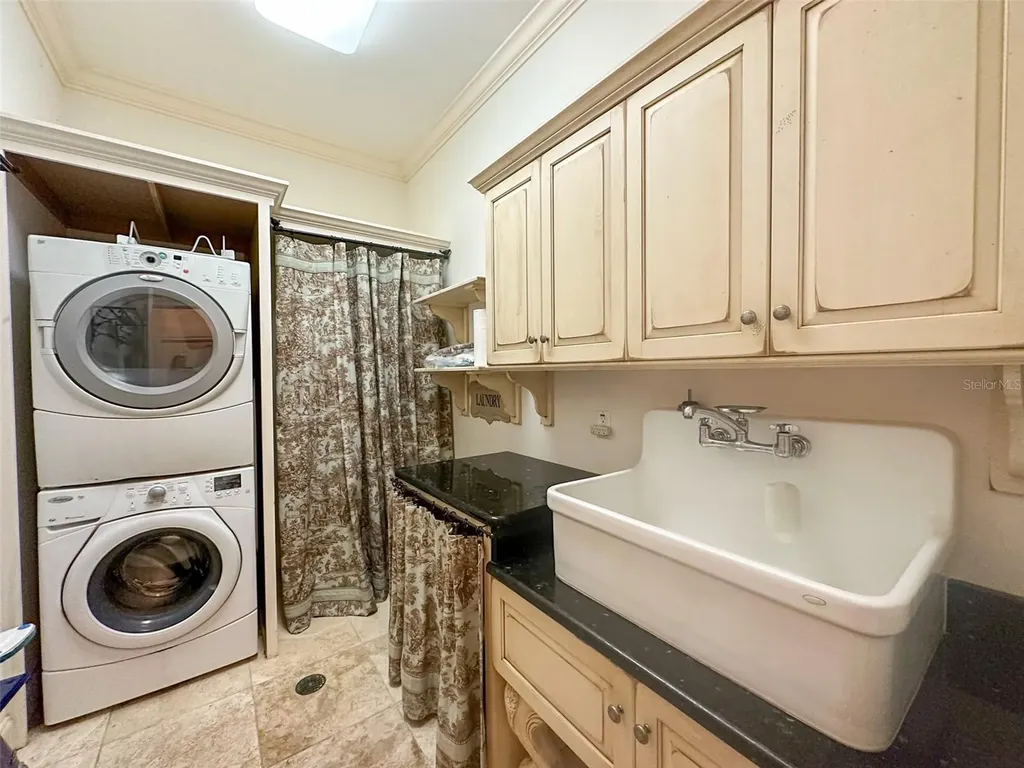 6425 NW 202nd Place Micanopy FL 32667