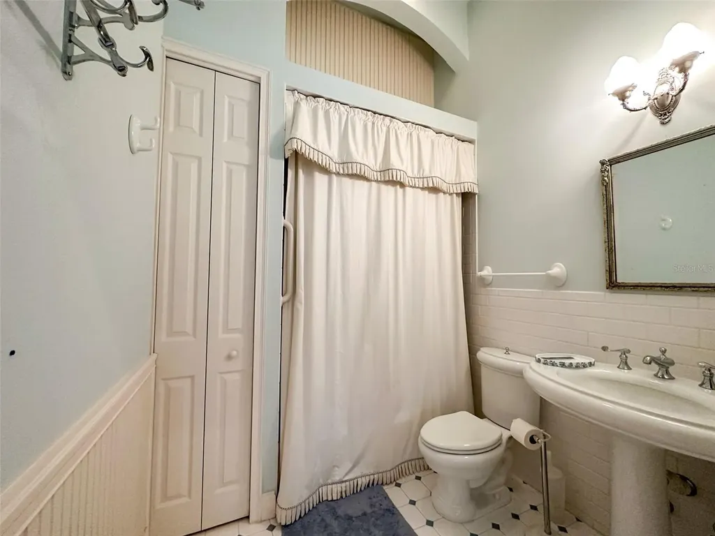 6425 NW 202nd Place Micanopy FL 32667