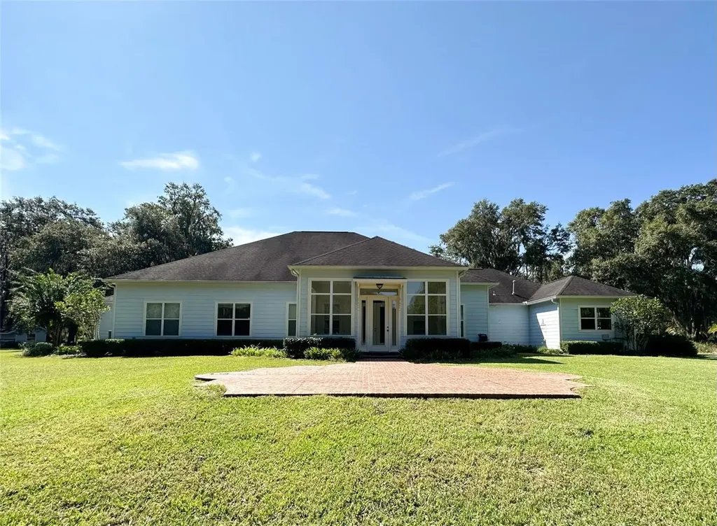6425 NW 202nd Place Micanopy FL 32667