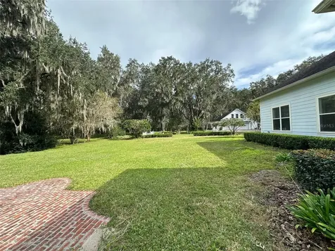 6425 NW 202nd Place Micanopy FL 32667