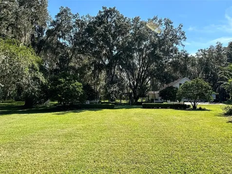 6425 NW 202nd Place Micanopy FL 32667