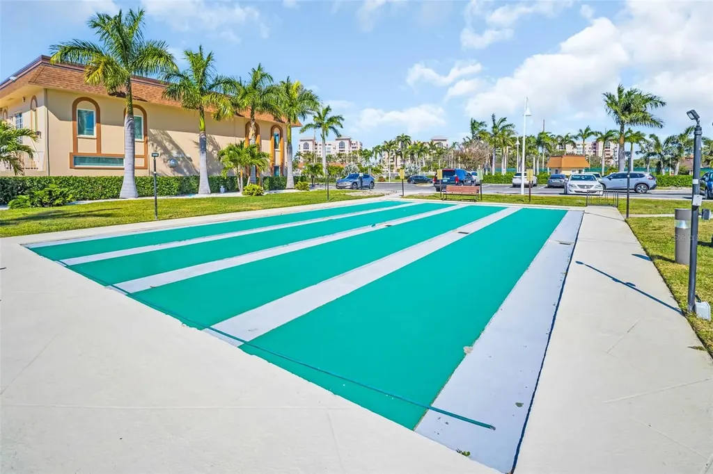 4900 Brittany Drive S St Petersburg FL 33715