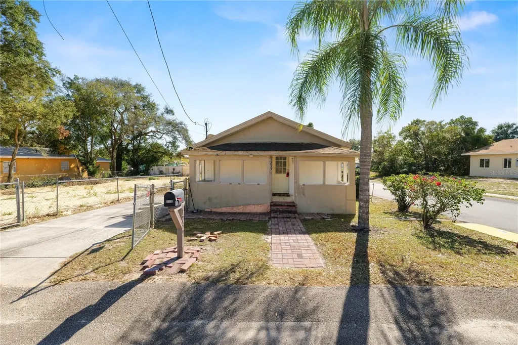 1239 Avenue K Haines City FL 33844