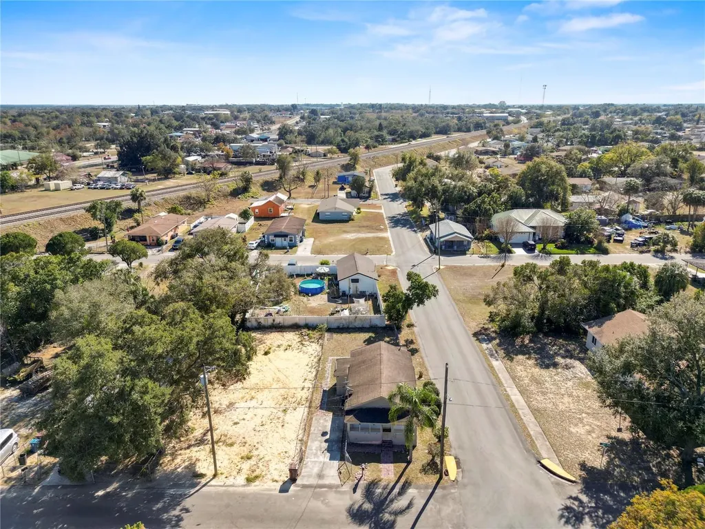 1239 Avenue K Haines City FL 33844