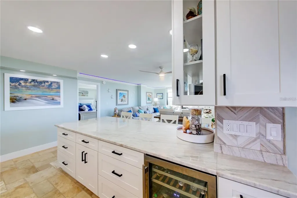 6415 Midnight Pass Road Sarasota FL 34242