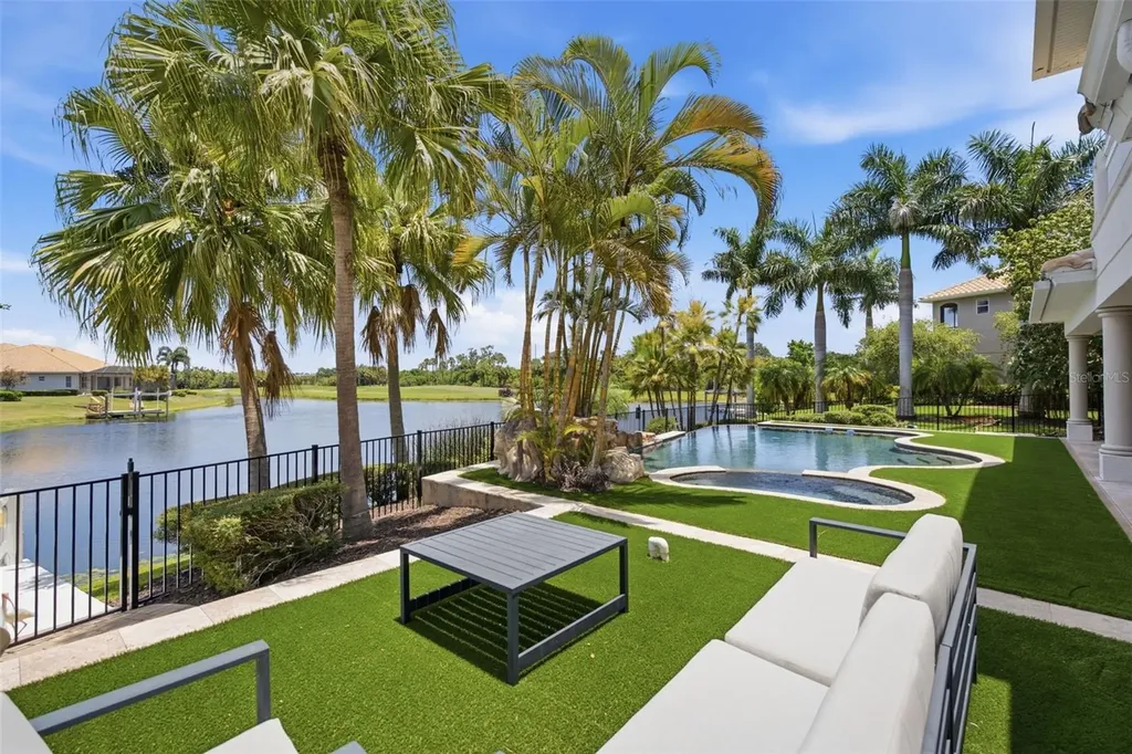 11007 Big Bass Place Bradenton FL 34212