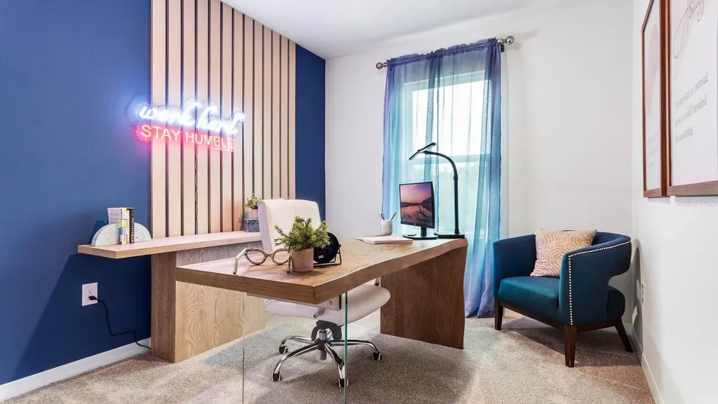 939 Spotted Egret Loop Ruskin FL 33570