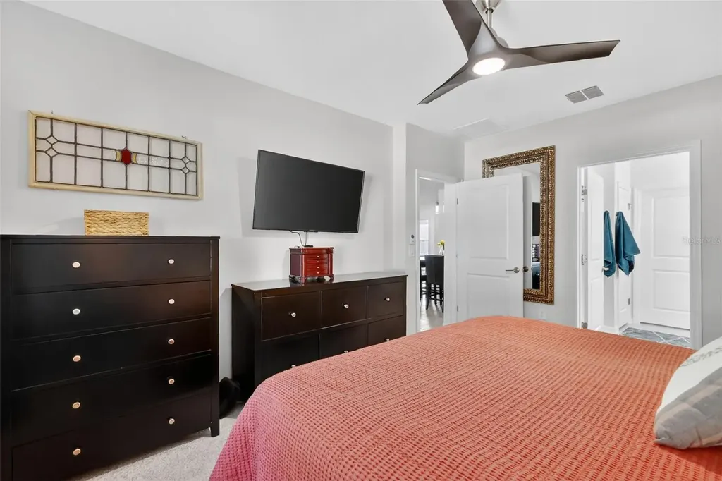 33692 Sky Blossom Circle Leesburg FL 34788