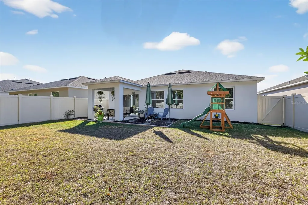 33692 Sky Blossom Circle Leesburg FL 34788