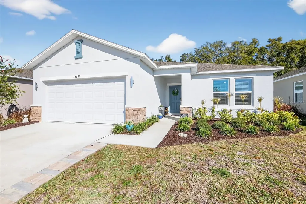 33692 Sky Blossom Circle Leesburg FL 34788