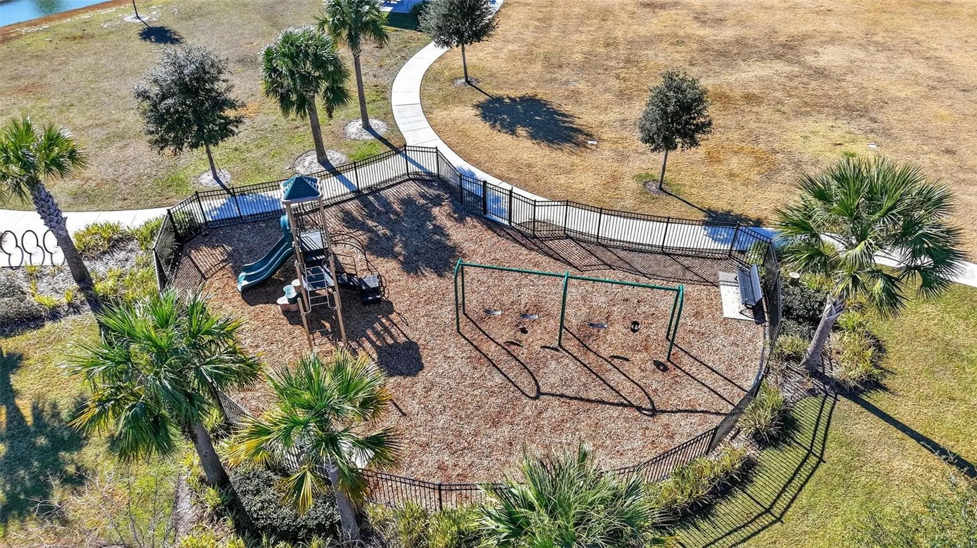 33692 Sky Blossom Circle Leesburg FL 34788