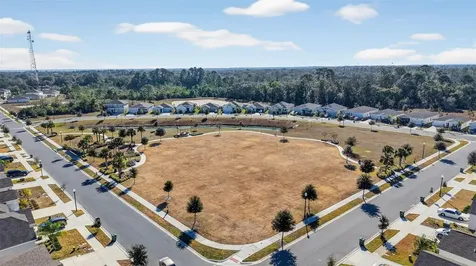 33692 Sky Blossom Circle Leesburg FL 34788