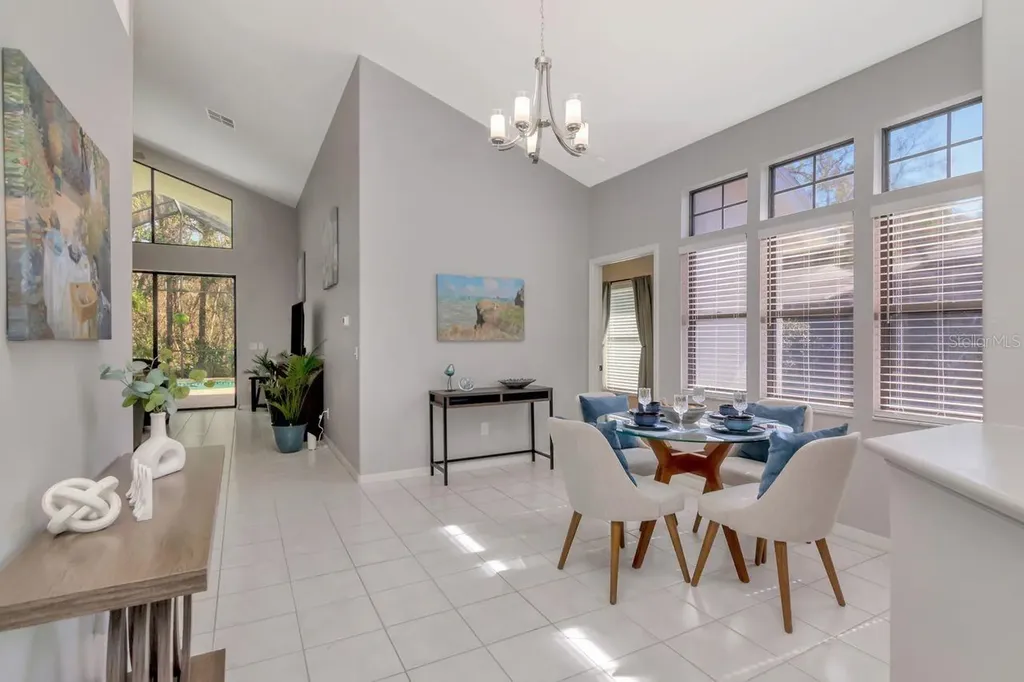 889 Crestridge Circle Tarpon Springs FL 34688