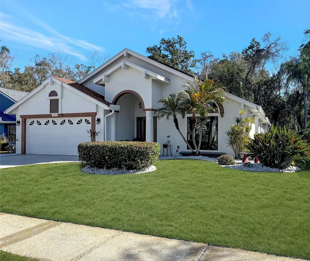 889 Crestridge Circle Tarpon Springs FL 34688
